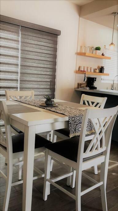 Lovely 1 Bedroom Apartment W/Private Parking Ensenada Dış mekan fotoğraf
